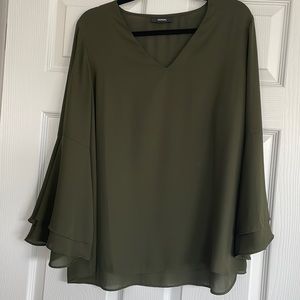 Alfani green work blouse with trumpet sleeves